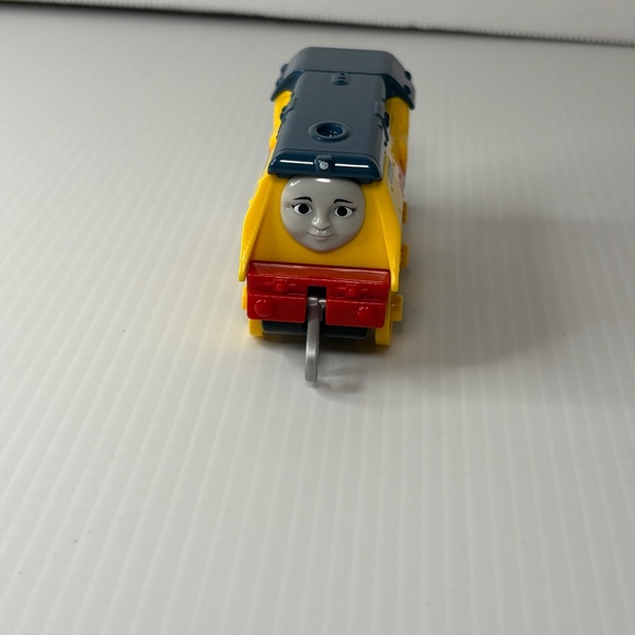 Thomas The Train Rebecca #22 Engine 2018 Gullane Trackmaster Diecast Pull Along - Picture 2 of 7